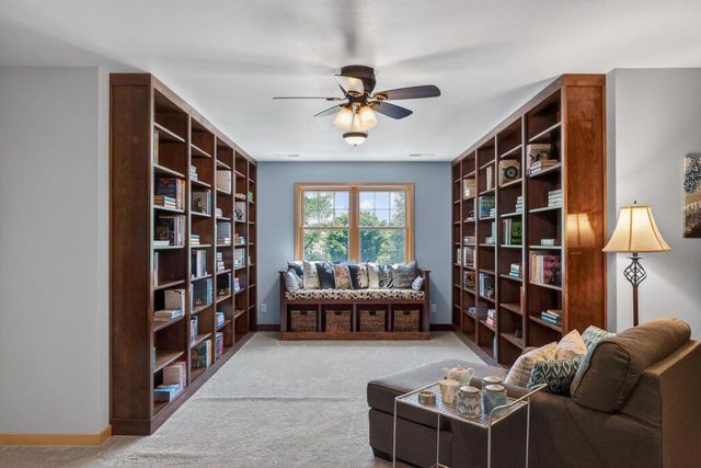 2116 Hoel Circle, Stoughton, WI 53589