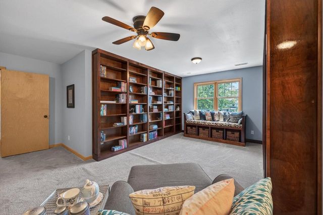2116 Hoel Circle, Stoughton, WI 53589