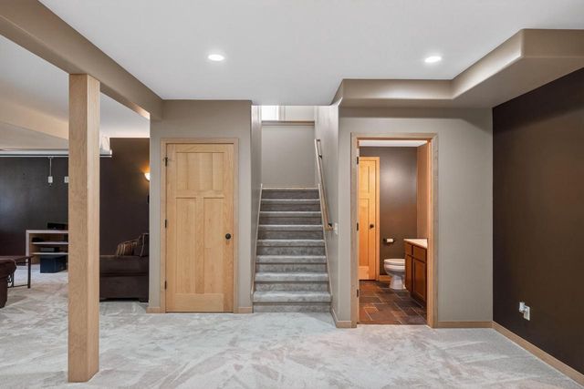 2116 Hoel Circle, Stoughton, WI 53589