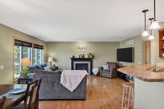 2116 Hoel Circle, Stoughton, WI 53589