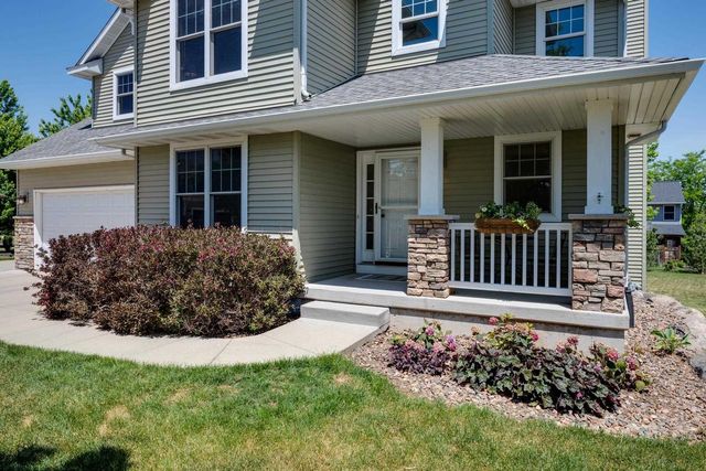 2116 Hoel Circle, Stoughton, WI 53589