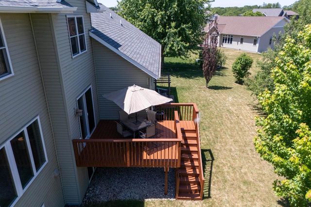 2116 Hoel Circle, Stoughton, WI 53589