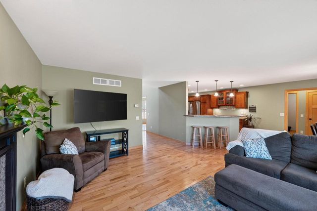 2116 Hoel Circle, Stoughton, WI 53589