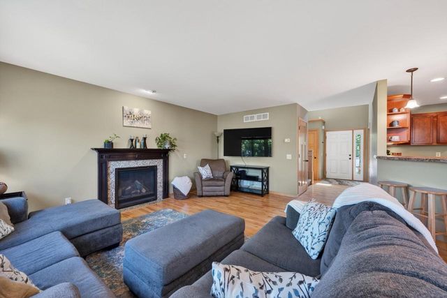 2116 Hoel Circle, Stoughton, WI 53589
