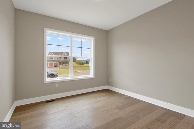 10845 SIERRA DR, Waynesboro, PA 17268