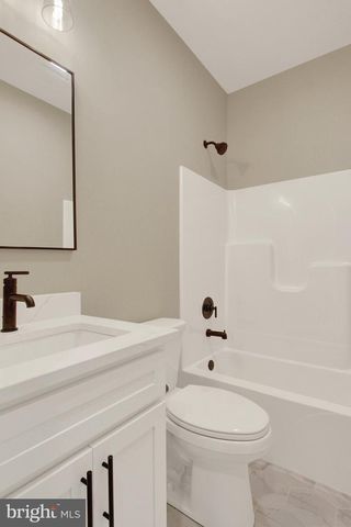 10845 SIERRA DR, Waynesboro, PA 17268