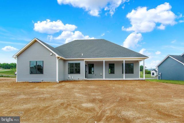 10845 SIERRA DR, Waynesboro, PA 17268