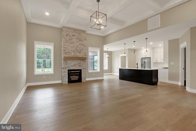 10845 SIERRA DR, Waynesboro, PA 17268
