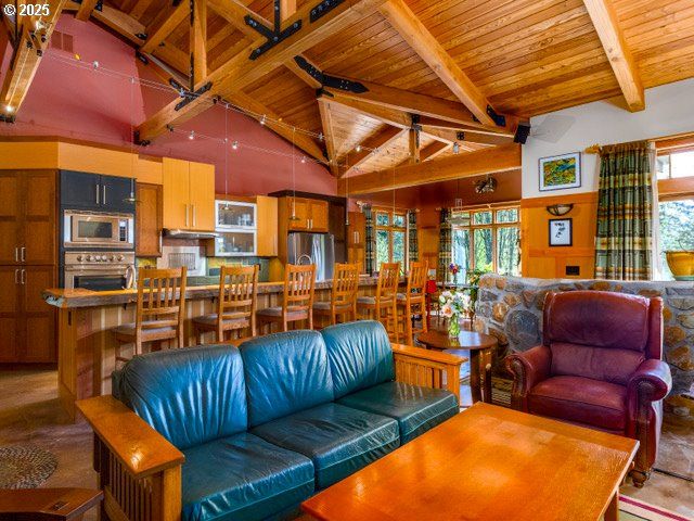 15678 S SPANGLER Rd, Oregon City, OR 97045