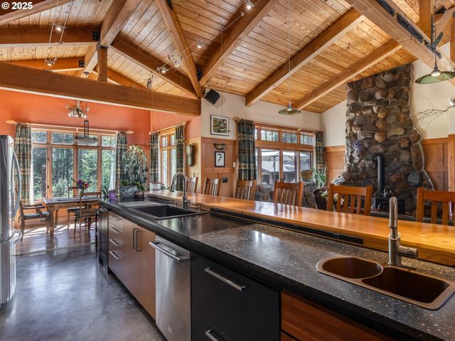 15678 S SPANGLER Rd, Oregon City, OR 97045