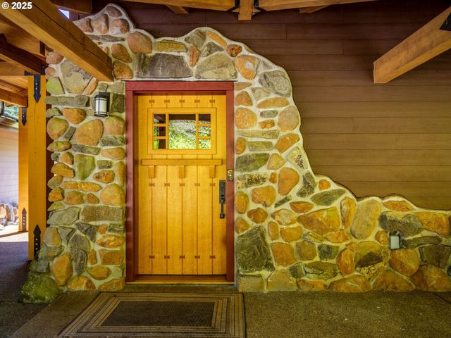 15678 S SPANGLER Rd, Oregon City, OR 97045