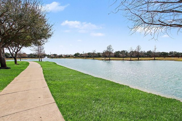 9303 Lake Texoma Circle, Cypress, TX 77433