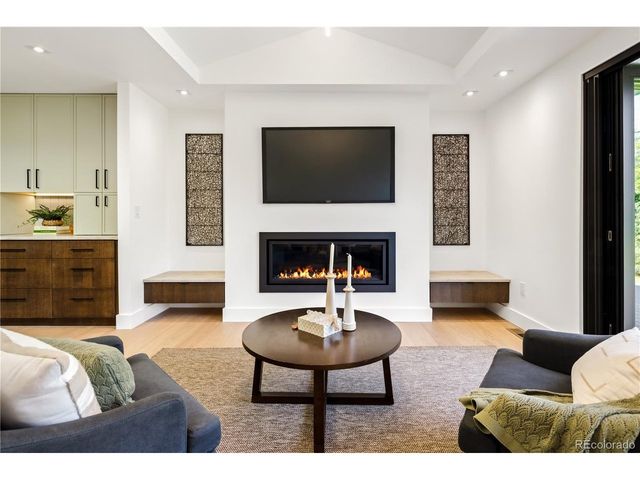729 S Hudson St, Denver, CO 80246