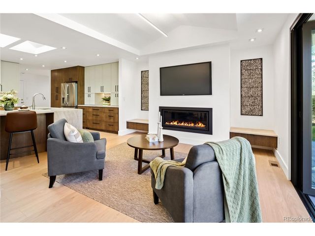 729 S Hudson St, Denver, CO 80246