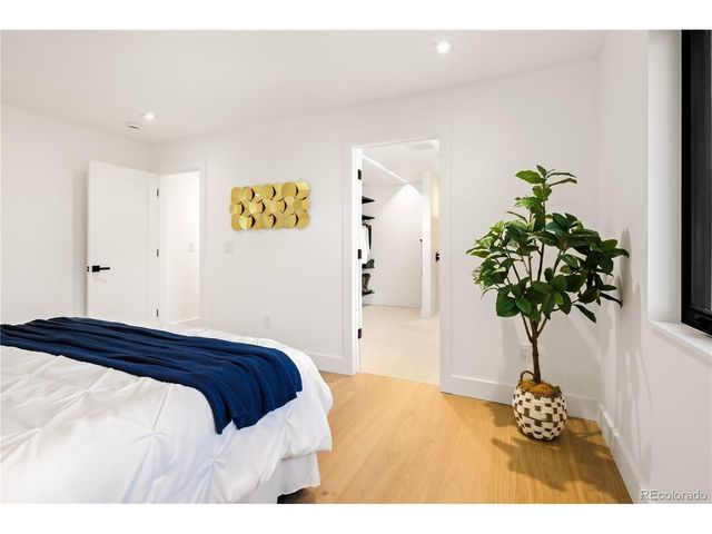 729 S Hudson St, Denver, CO 80246