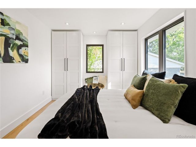 729 S Hudson St, Denver, CO 80246