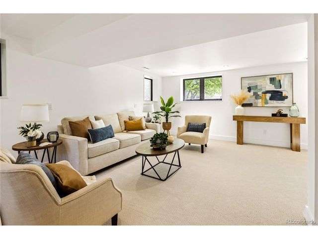729 S Hudson St, Denver, CO 80246