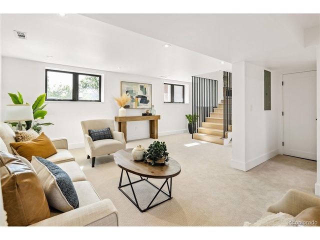 729 S Hudson St, Denver, CO 80246