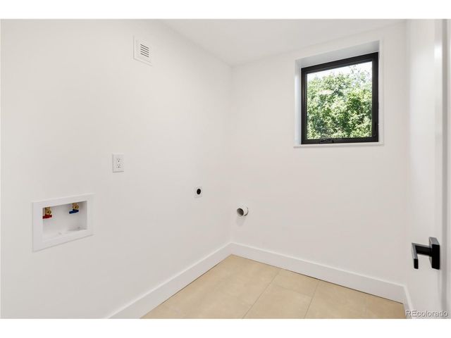 729 S Hudson St, Denver, CO 80246