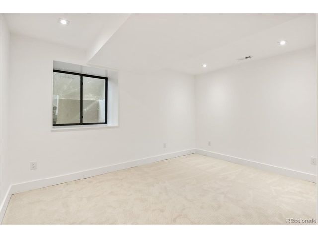 729 S Hudson St, Denver, CO 80246