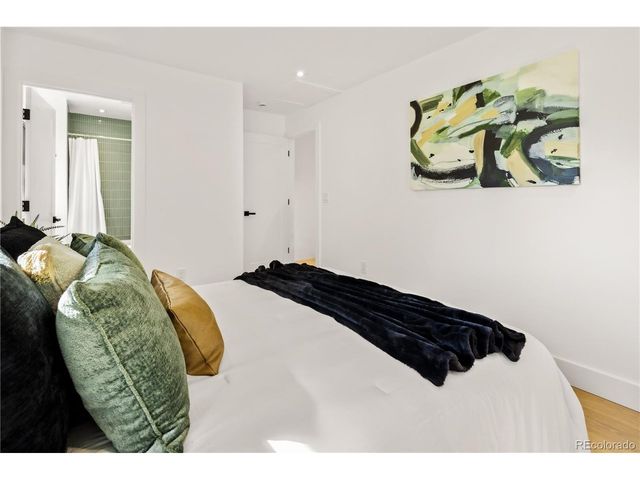 729 S Hudson St, Denver, CO 80246