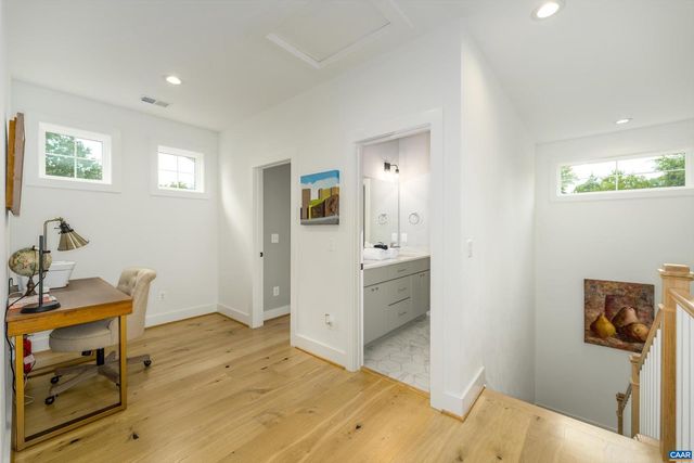 207 HARTMANS MILL RD, Charlottesville, VA 22902