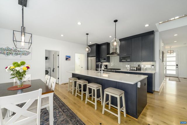 207 HARTMANS MILL RD, Charlottesville, VA 22902