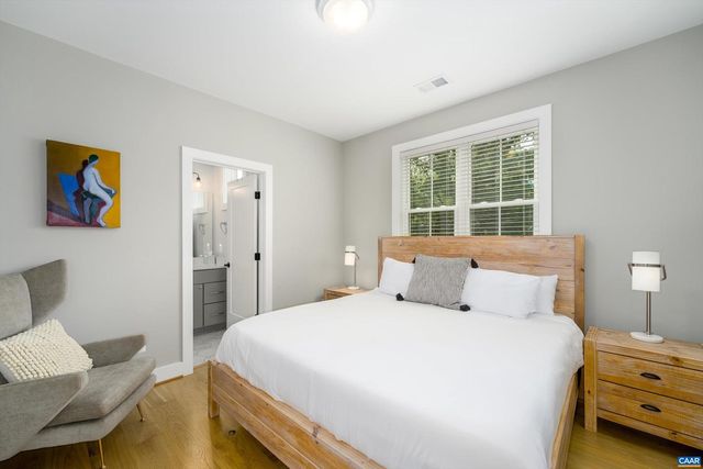 207 HARTMANS MILL RD, Charlottesville, VA 22902