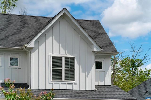 207 HARTMANS MILL RD, Charlottesville, VA 22902