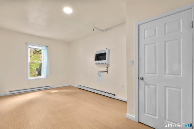 170 Meriden Road, Waterbury, CT 06705