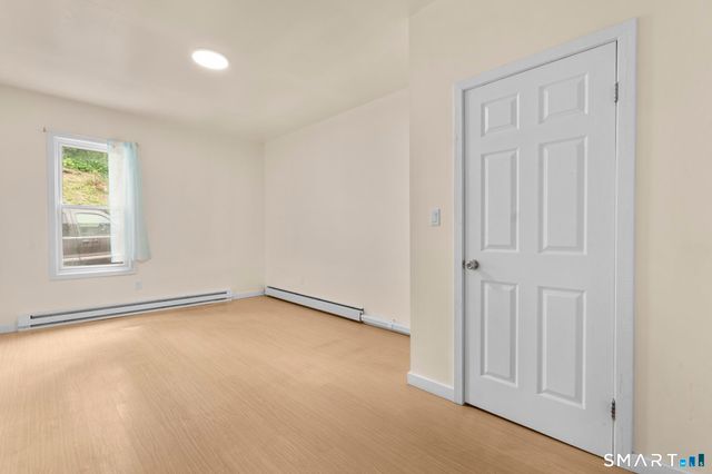 170 Meriden Road, Waterbury, CT 06705