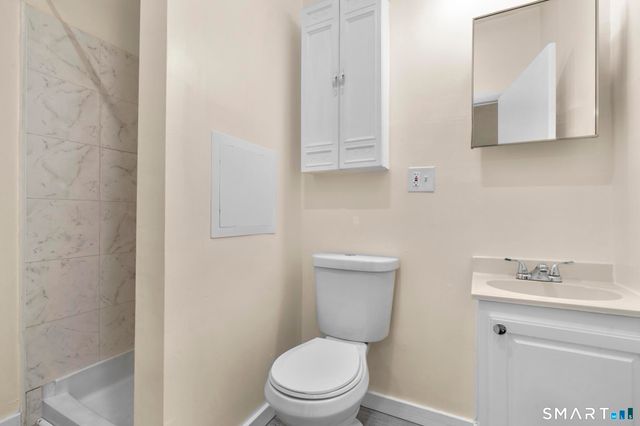 170 Meriden Road, Waterbury, CT 06705