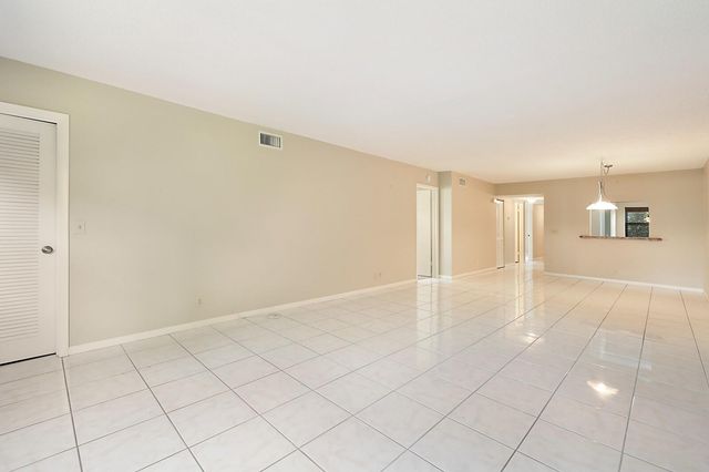 3114 SW 20th Terrace 23a1, Delray Beach, FL 33445