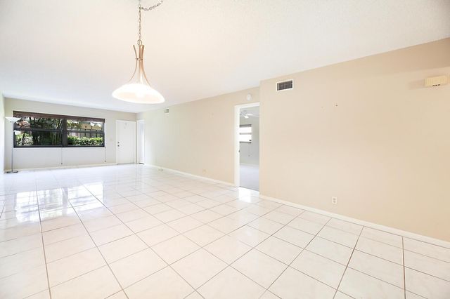 3114 SW 20th Terrace 23a1, Delray Beach, FL 33445