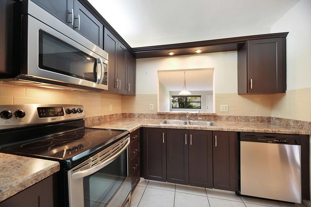 3114 SW 20th Terrace 23a1, Delray Beach, FL 33445