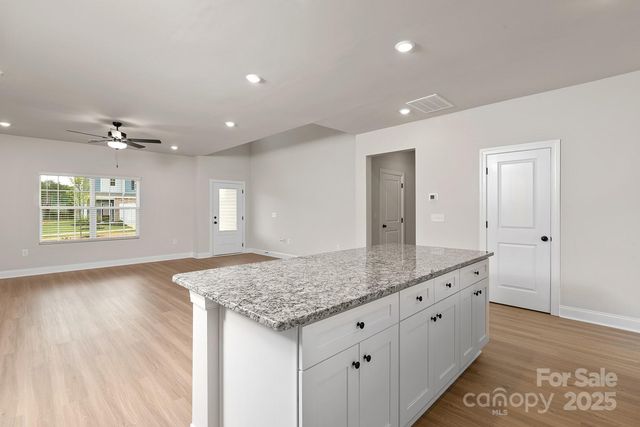 4121 Bolo Drive, Charlotte, NC 28215