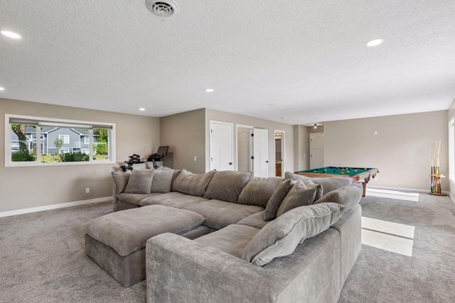 5794 Nelmark Avenue NE, Saint Michael, MN 55376