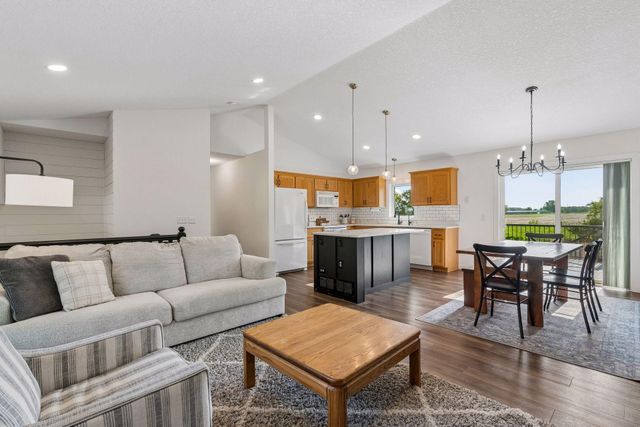 5794 Nelmark Avenue NE, Saint Michael, MN 55376