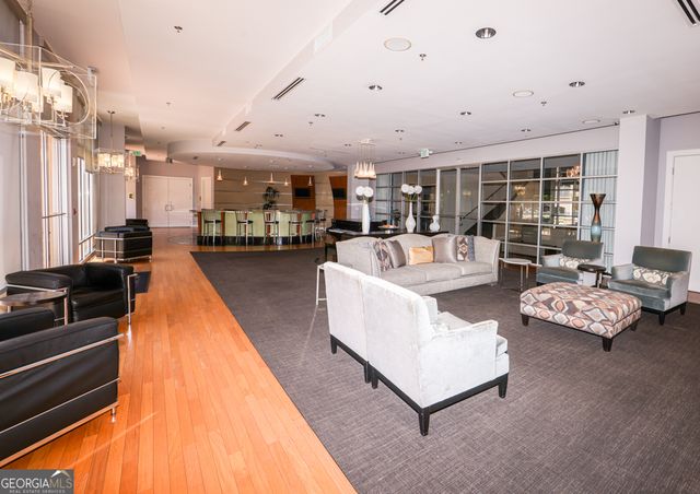 711 Cosmopolitan Drive NE 338, Atlanta, GA 30324