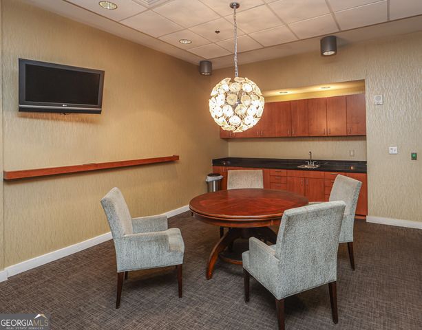 711 Cosmopolitan Drive NE 338, Atlanta, GA 30324