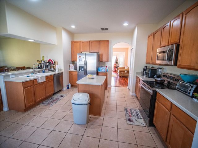 9931 HERON POINTE DRIVE, Orlando, FL 32832