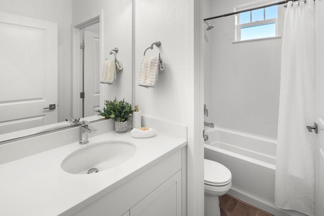 6525 Jacinto Ave, Sacramento, CA 95823