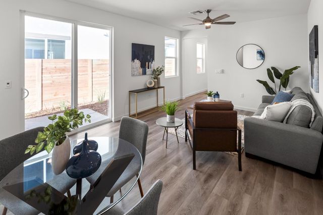 6525 Jacinto Ave, Sacramento, CA 95823