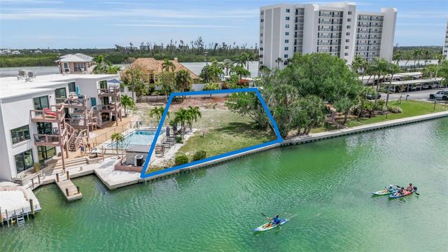 9244 MIDNIGHT PASS ROAD, Sarasota, FL 34242