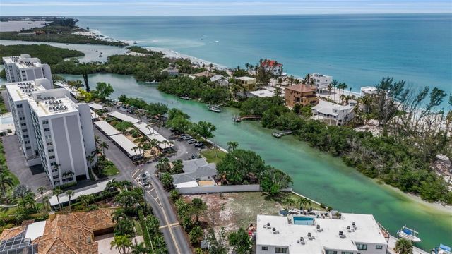 9244 MIDNIGHT PASS ROAD, Sarasota, FL 34242