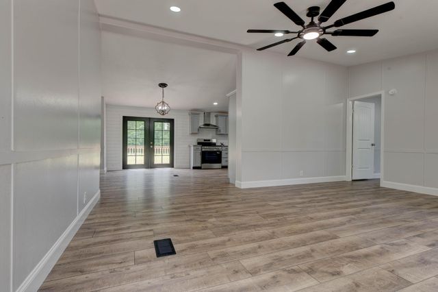 955 State Highway 1050, Jeffersonville, KY 40337