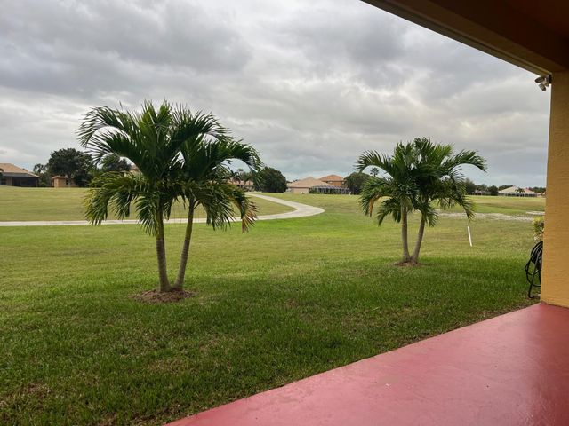 331 NW Somerset Circle, Port St Lucie, FL 34983