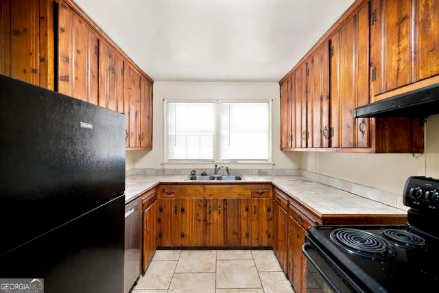 1340 Burton Avenue, Macon, GA 31204