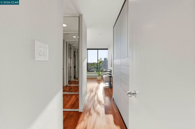 565 Bellevue Ave 1403, Oakland, CA 94610