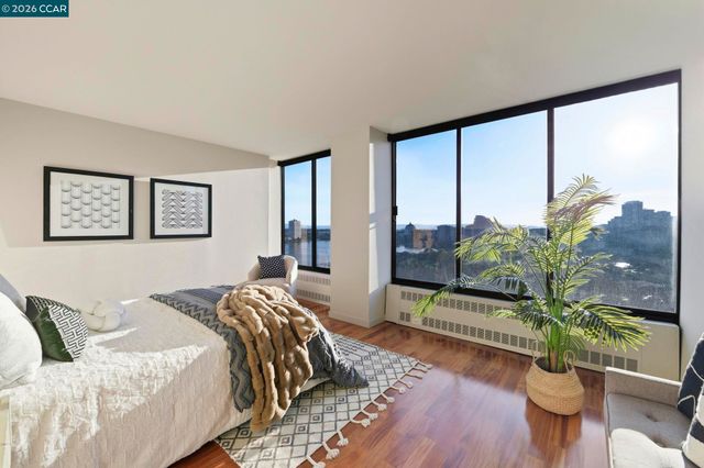 565 Bellevue Ave 1403, Oakland, CA 94610